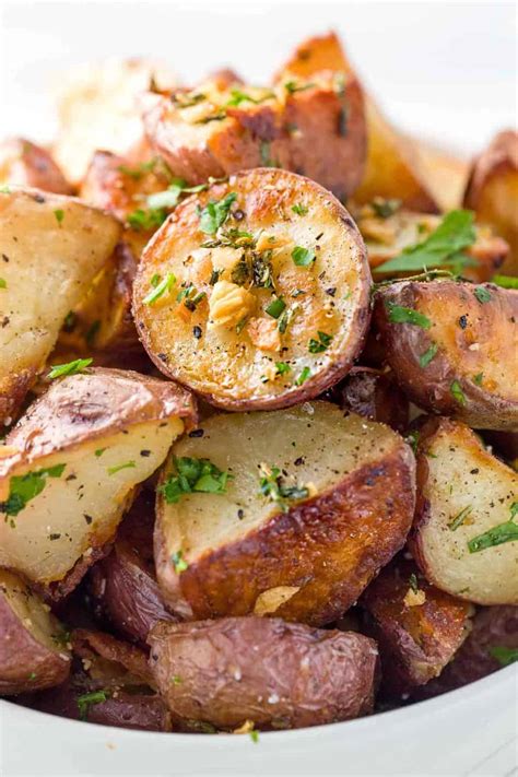 Garlic Roasted Potatoes With Rosemary Jessica Gavin