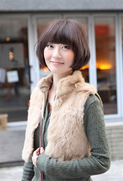 Maybe you would like to learn more about one of these? Cute Short Bob Hairstyle with Bangs - Hairstyles Weekly