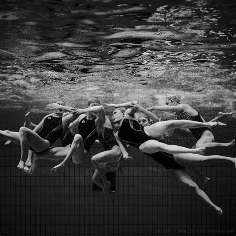 Underwater Synchronized Swimming China Team Open Make Up For Ever 2013