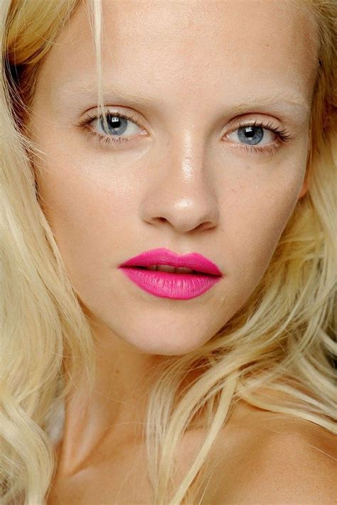 Backstage Beauty Pink Lip Makeup Trends Pink Lip Color Summer