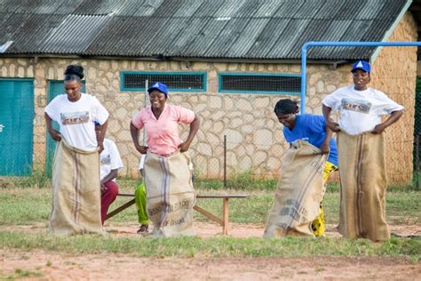 Sack Race Imb