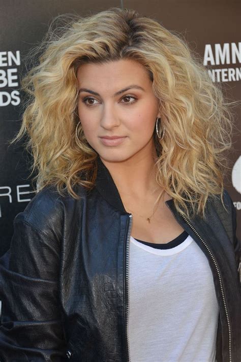 Tori Kelly Is An Incredible Singer And We Are Loving Her Incredible