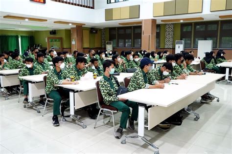 Medical Faculty Of Sebelas Maret University 72 Students Of Sma Nurul