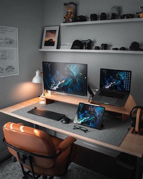 Super Awesome Workspaces And Setups 21 Graphic Design Inspiration