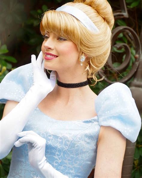 Princess Cinderella 🌟 Disneyland Princess Disney Face Characters