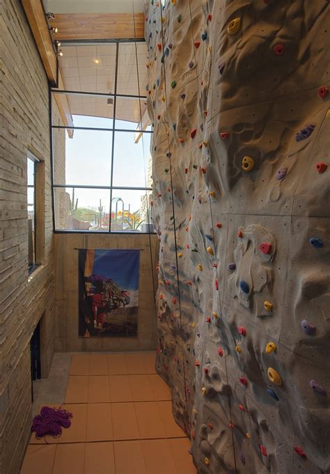 The Best Home Bouldering Wall Design