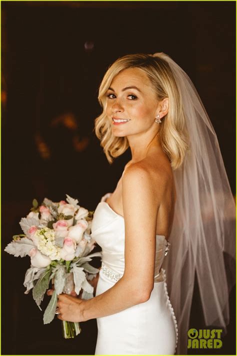 The Carrie Diaries Lindsey Gort Marries Beau Laughlin See The