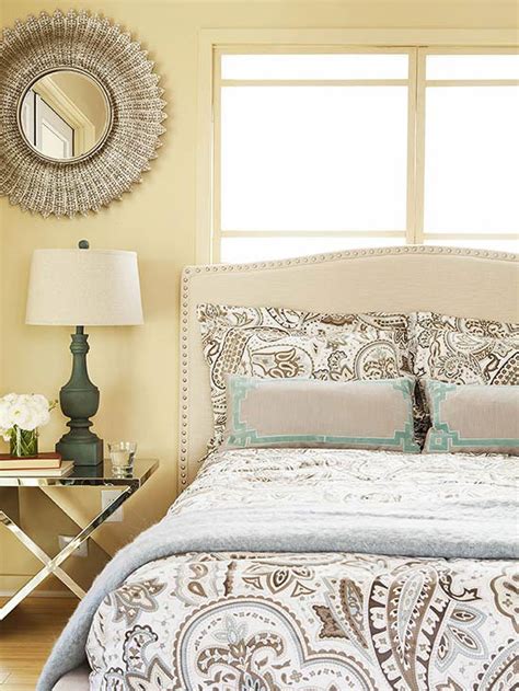 Whether you want to go bold with a deep blue or keep it breezy and bright with white, there's a plethora of perfectly good choices. Soothing Bedroom Paint Colors