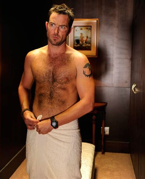 You Didnt Know You Needed This In Your Life Until Now Sullivan Stapleton Hairy Hunks Stapleton