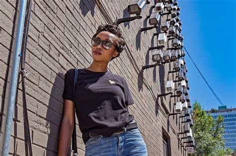 Black Woman Black Model Street Fashion And Streetwear 4k Hd Wallpaper
