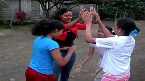 Maybe you would like to learn more about one of these? Juegos Infantiles Dominicanos - YouTube