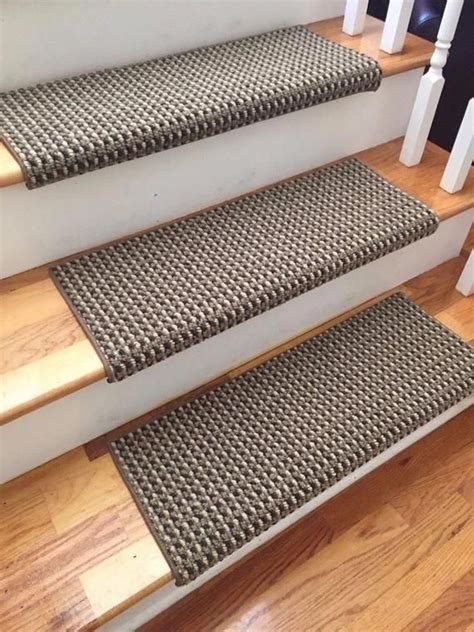 Carpet Runners For Hall Ikea Lookingforcarpetrunners In 2020 Stair