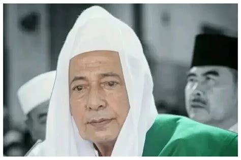 Profil Dan Biodata Habib Luthfi Bin Yahya Ketua Forum Sufi