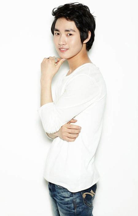 Tidak hanya tampan, lelaki kelahiran 22 juni 1987 ini juga terkenal berkat kemampuan aktingnya. » Lee Min Ho (1993) » Korean Actor & Actress