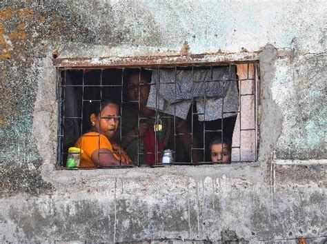Covd 19 Horror Dharavi Asias Largest Slum Is Fighting Coronavirus