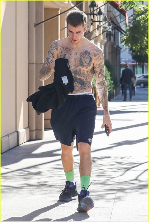 photo justin bieber goes shirtless shows off tattooed torso after workout 03 photo 4205609