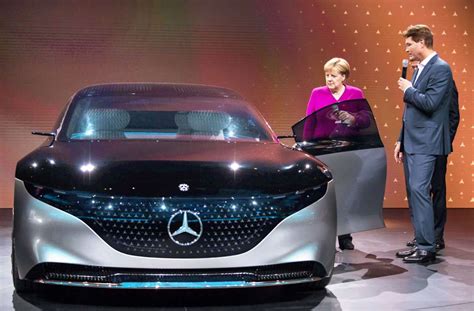 Warum Daimler Auf Mercedes Setzt