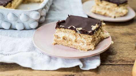 Recipe also includes some fun and tasty variations! paula deen eclair cake video