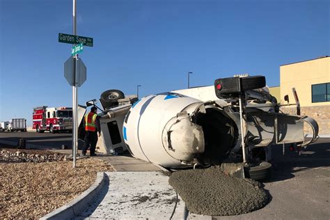 Rollover crash injures driver of cement mixer truck in Las Cruces