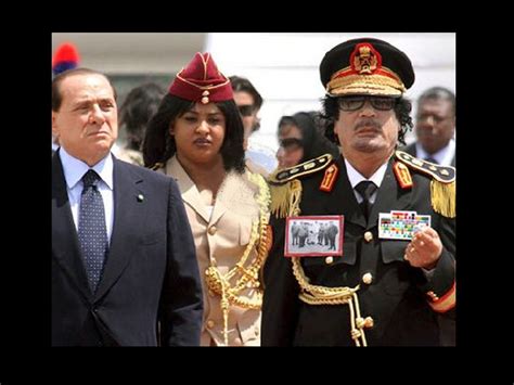 Berlusconi Gaddafi Gaddafi Trifft Silvio Bilder Fotos Welt Den