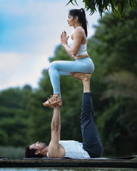 YOGWALIN Yoga Poses For Beginners YOGWALIN YOGWALIN Acro Yoga Yoga Partner Yoga Couple Poses