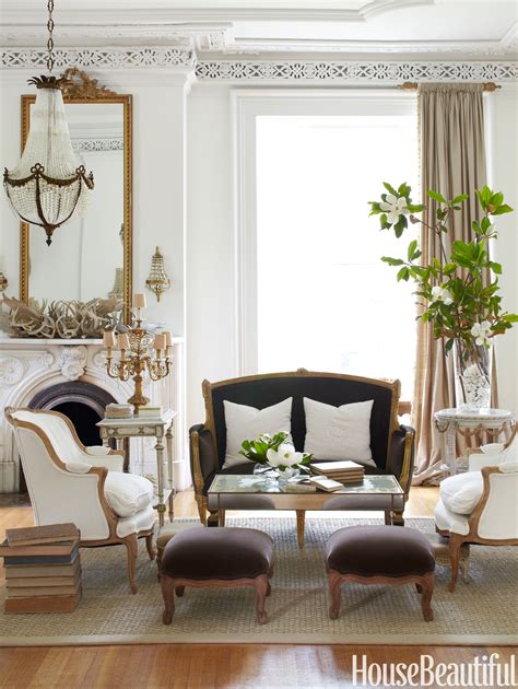 How can you update a charming victorian house without spoiling its historic beauty? Victorian Decorating Ideas Living Room