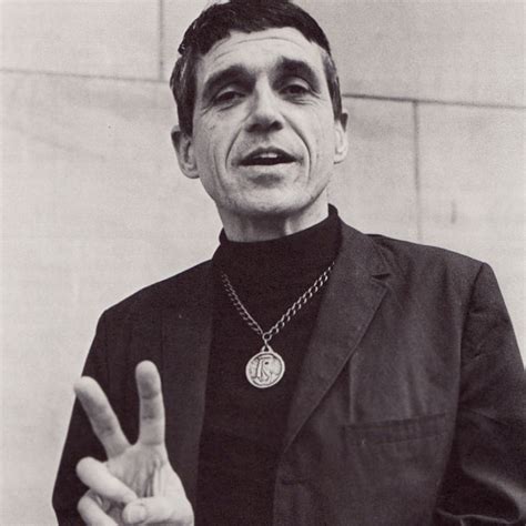 Daniel Berrigan S J Dies At Age 94 Ignatian Solidarity Network
