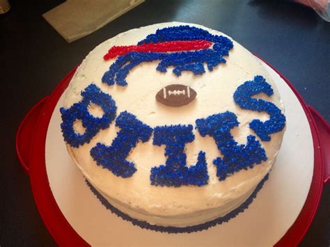 Buffalo Bills Cake For My Husbands Birthday Made The Cake Red White And Blue By Coloring The