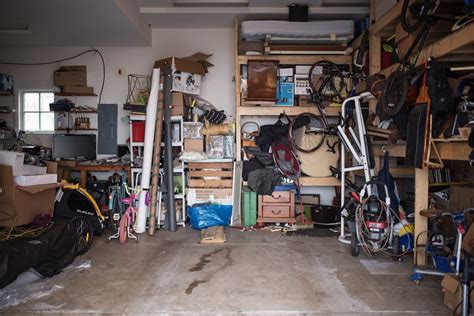 Why Your Messy Garage Is A Great Location For Photos