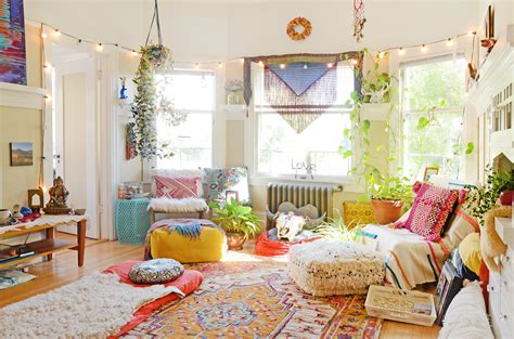 A “hippie Rainbow Boho” Apartment In Oakland Apartment Decor Bohemian Living Rooms Home Decor