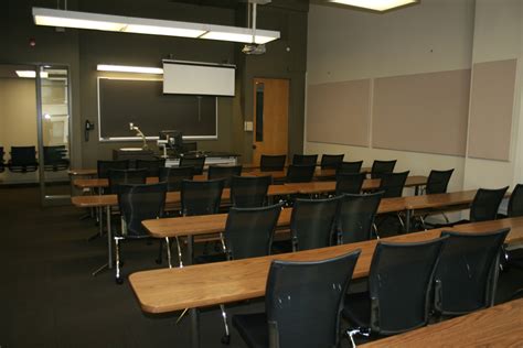 Remodeling Improves Fifth Floor Classrooms Uic Jmls News And Publications