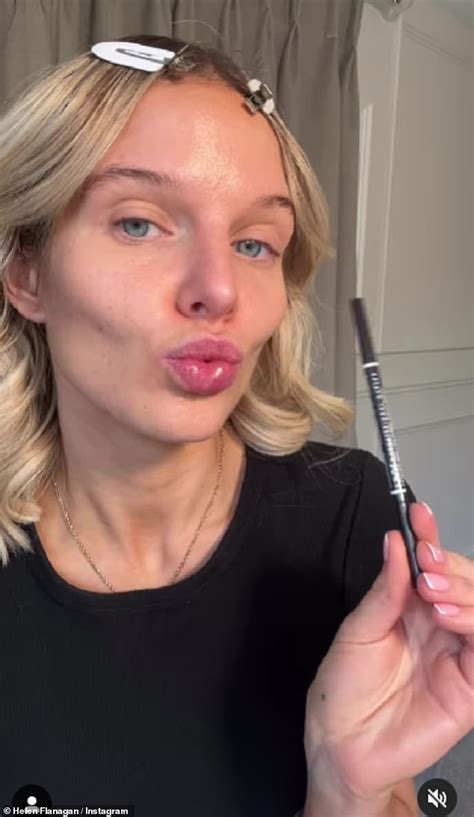 Helen Flanagan Shows Off Her Flawless Make Up Free Complexion In Tutorial Video Daily Mail Online
