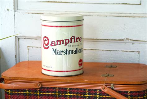 vintage 1980s campfire marshmallow tin 16 oz red white blue design replica of 1920s can