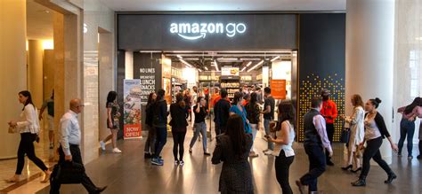 Amazon Go Opens in NYC and Accepts Cash--But You Can Still ...