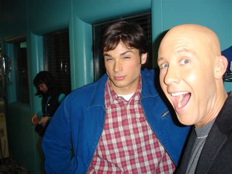Smallville Behind The Scenes Tom Welling And Michael Rosenbaum On The Set Of