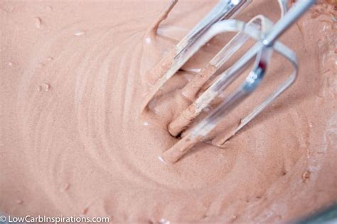 The only thing that compares to this is our low carb chocolate mousse, but this recipe combine together the whipped cream to the cream cheese mixture. Quick Keto Chocolate Mousse Pudding Recipe - Low Carb ...