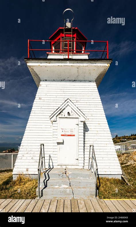 Cape Enrage Lighthouse Waterside New Brunswick Ca Stock Photo Alamy