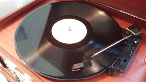 무료 이미지 음악 비닐 포도 수확 바퀴 레코드 플레이어 소리 환대 사운드 트랙 축음기 기록 콤팩트 디스크