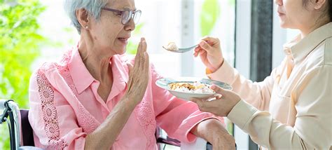 5 Ways To Improve Nutrition In The Elderly Samvedna Senior Care