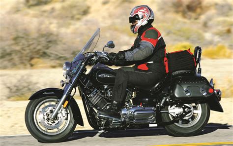 Bike makers addressed this new activity by manufacturing the best touring motorcycles with. 2008 Honda VTX1300T, Kawasaki Vulcan 900 Classic LT ...