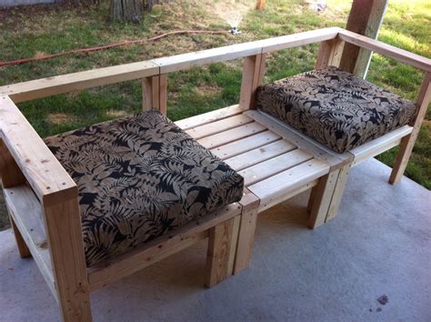 After some outdoor and pallet sofa plans, it's time for a sectional sofa plan. Outdoor sectional (missing a cushion) made from 2x4s. Cost ...