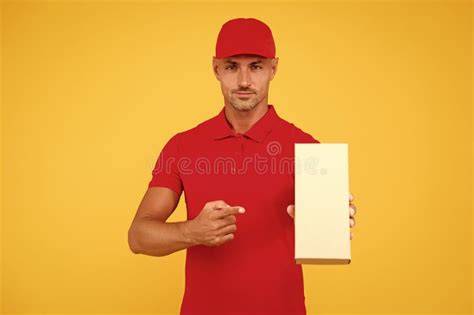 Perfect Delivery Delivery Man Yellow Background Express Delivery