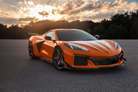 Electric Corvette Gm Confirms It Will Offer All Electric Sports Car