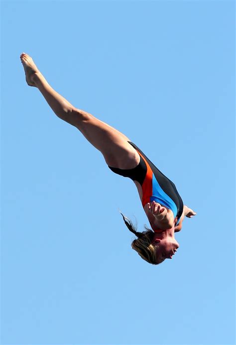 Snatchaway / diver's high (special edition), 2018. Sexy Female Divers: Women High Diving