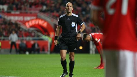 Francisco conceição foi o melhor jovem de dezembro na liga portugal 2. Jogo em direto FC Porto Benfica Liga NOS - SL Benfica
