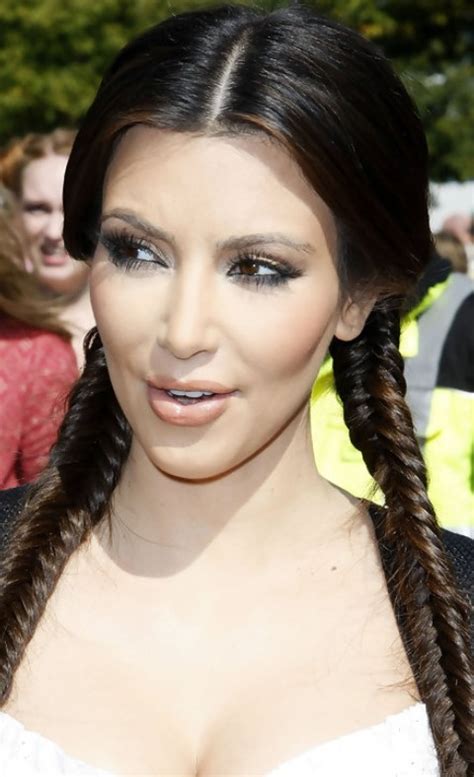 Top 15 Kim Kardashian Hairstyles Kim Haircuts Pictures Pretty Designs