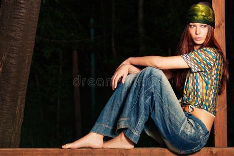 Hippie Girl Gets Foot Massage Photos Telegraph