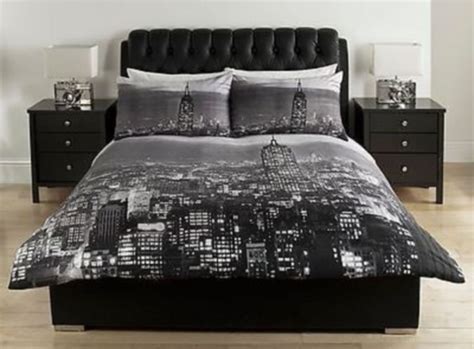 Took me seven long hours, but here it is! BLACK & GREY NEW YORK CITY SCAPE DOUBLE Duvet COVER ...