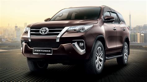 It is available in 6 colors, 3 variants, 2 engine, and 1 transmissions option: Toyota Malaysia - Fortuner