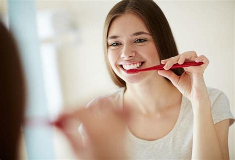 Are You Brushing Your Teeth The Wrong Way
